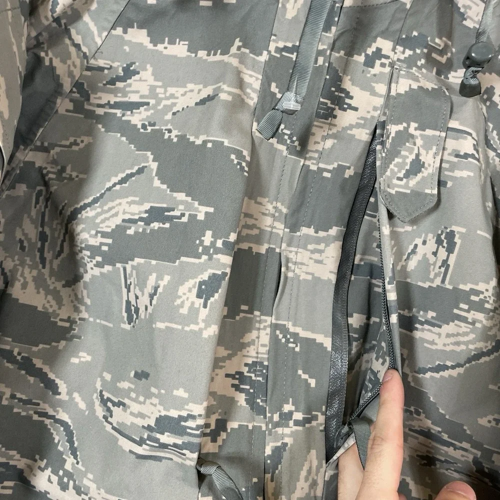 US Air Force Parka APECS All Purpose Environmental  Tiger Stripe Medium Regular